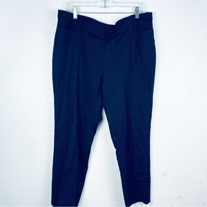 Akris Punto size 14 black ankle career dress pants